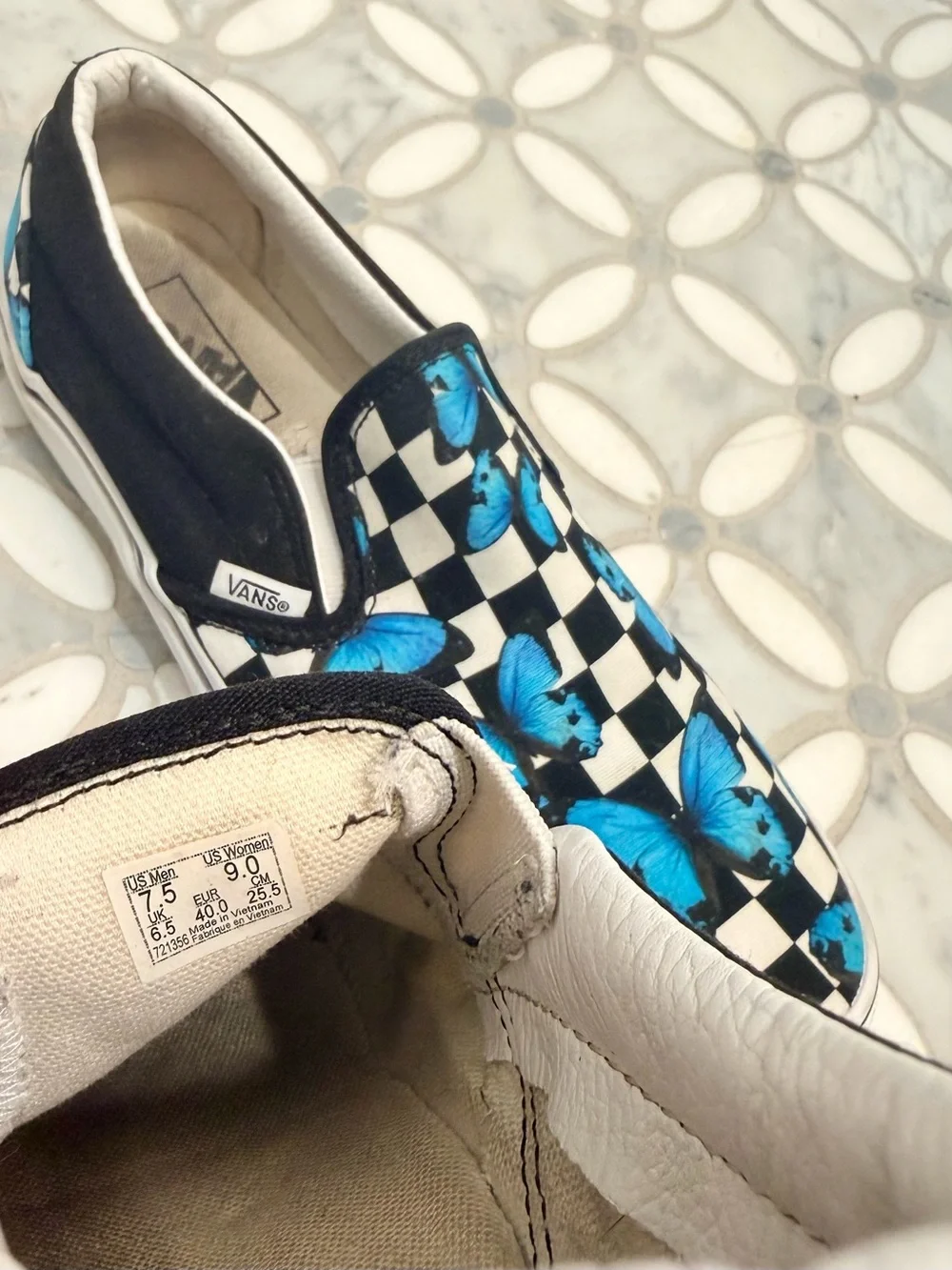 Sold Vans Classic Checkerboard Blue Butterfly Slip-On Sneakers 9 W / 7.5 M Skate - Picture 8 of 10